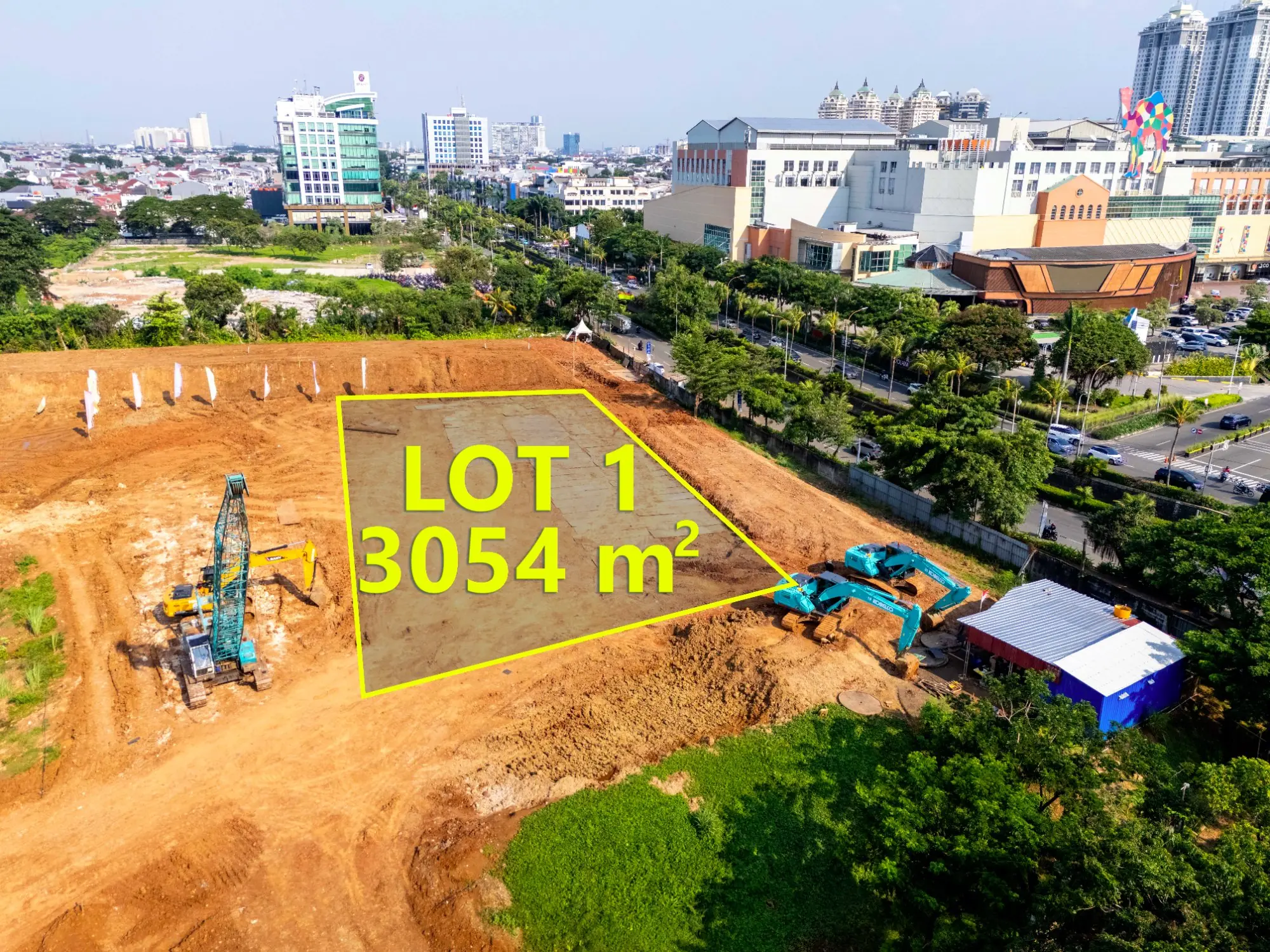 Foto udara Lot 30 seluas 3.000 m², kavling komersial Gading Business Park di Kelapa Gading